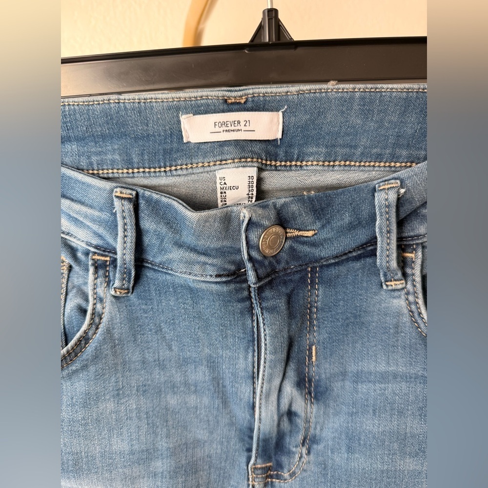 Forever 21 jeans - Picture 6 of 7